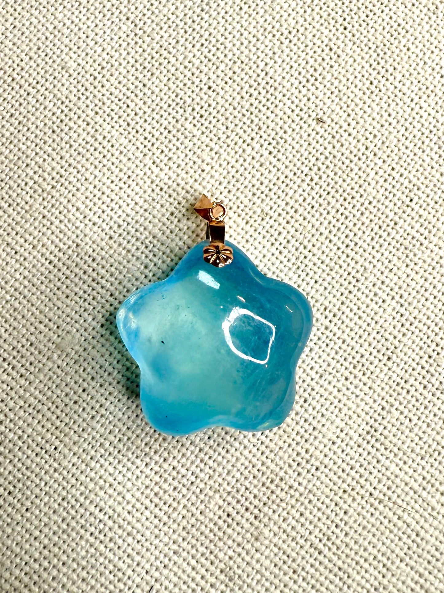 Aquamarine star pendant