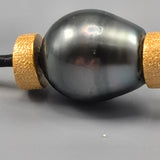 Tahitian and silk necklace