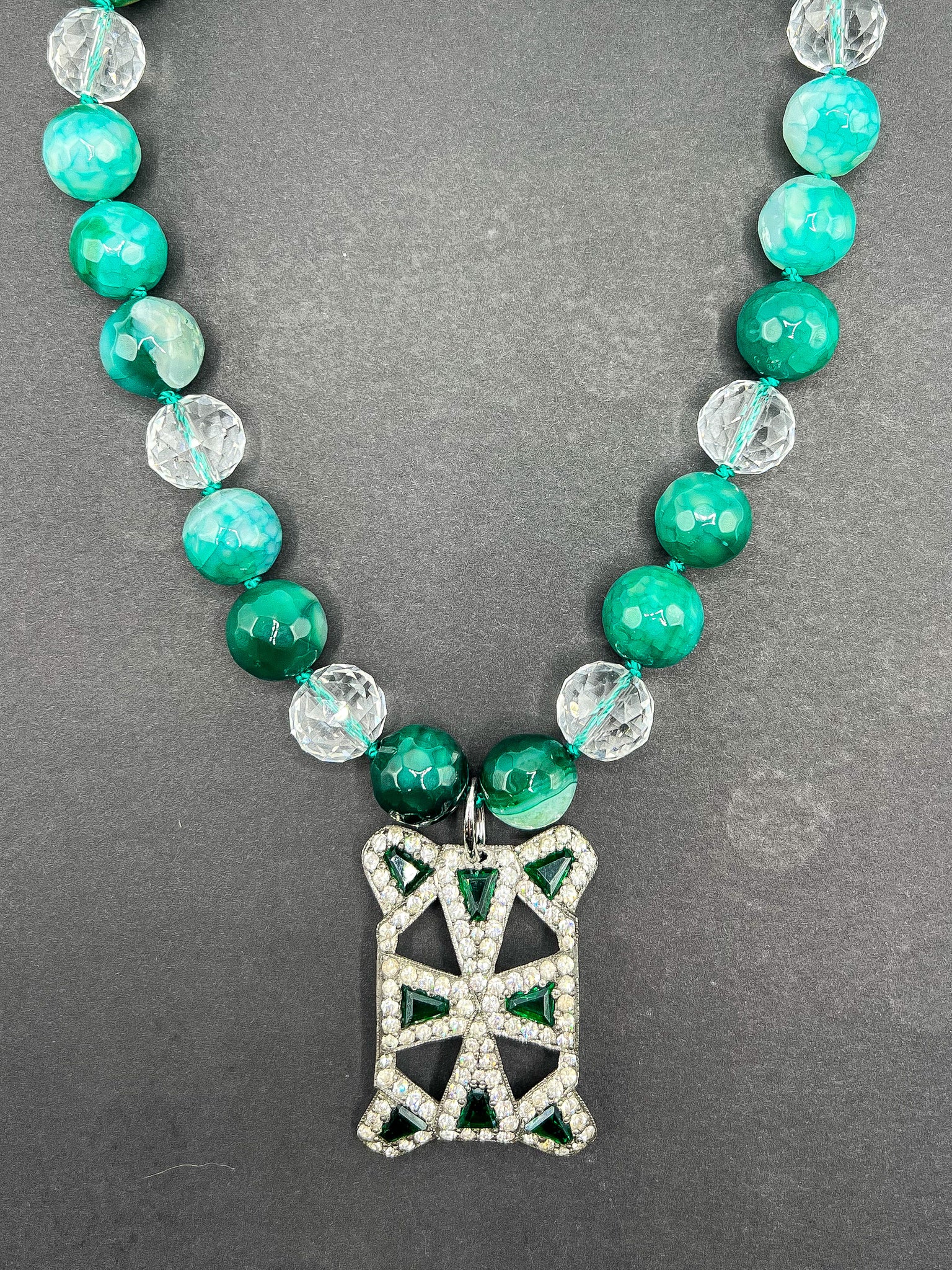 The Boston necklace
