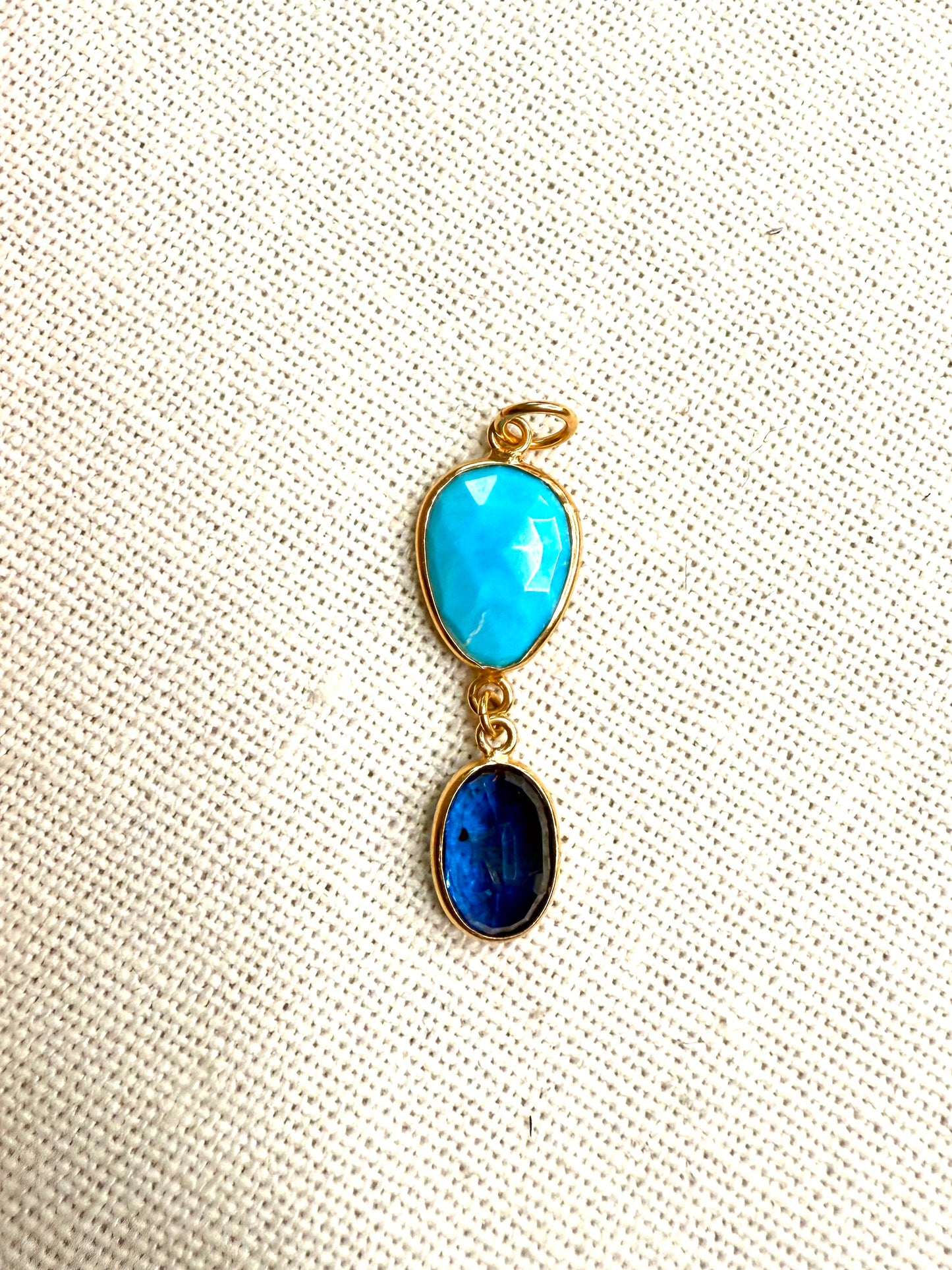Turquoise and kyanite pendant