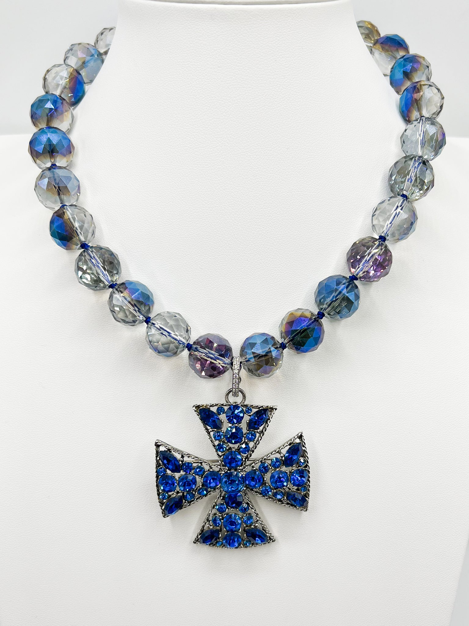 The Valletta necklace